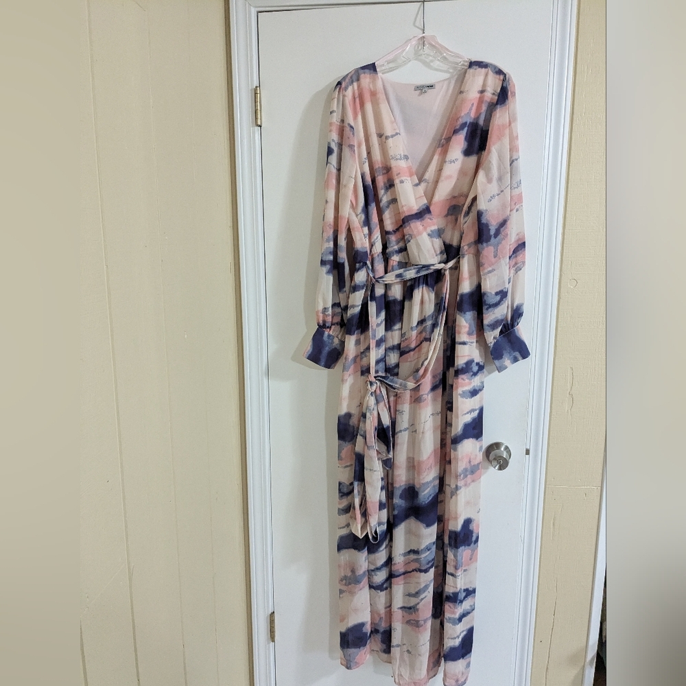 Women's plus size dress